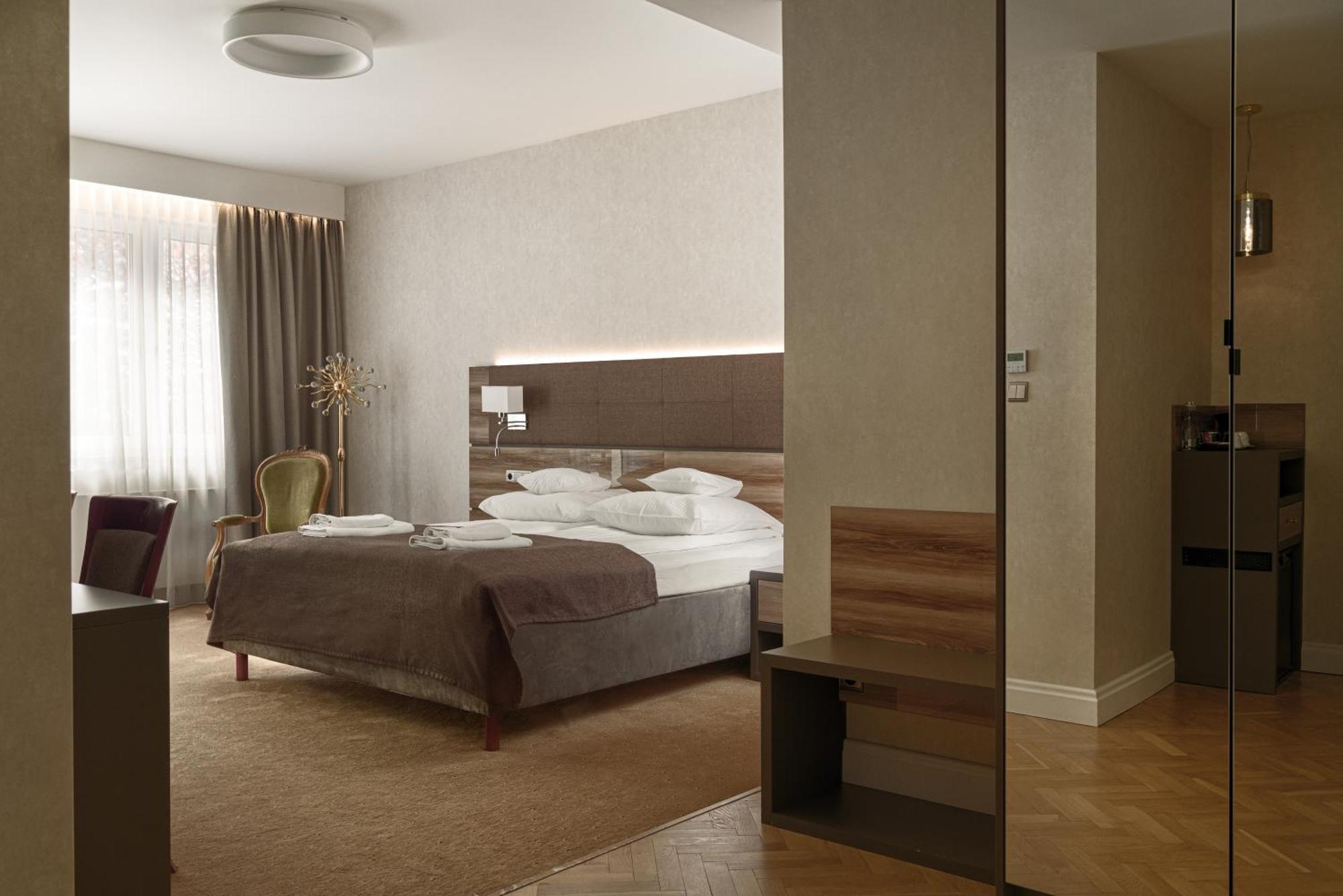 Hotel Villa Eva 格但斯克 外观 照片